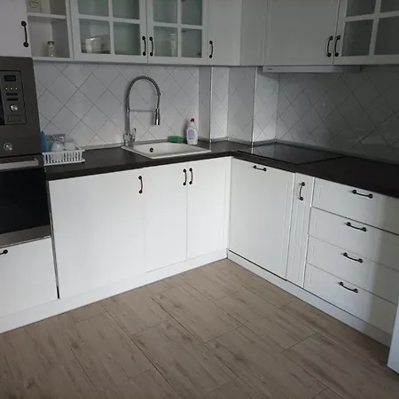 One Bedroom 61 - Restaurant Stadium