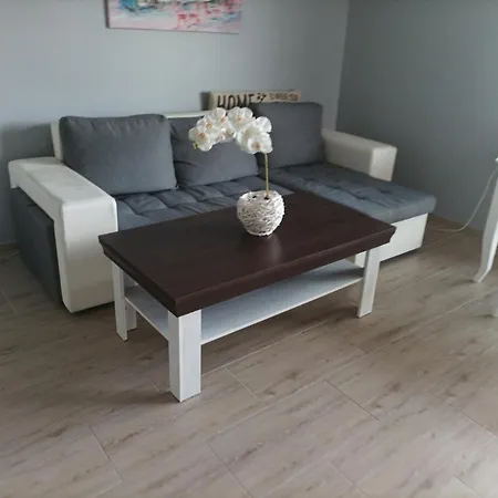 One Bedroom 61 - Restaurant Stadium Апартаменты *